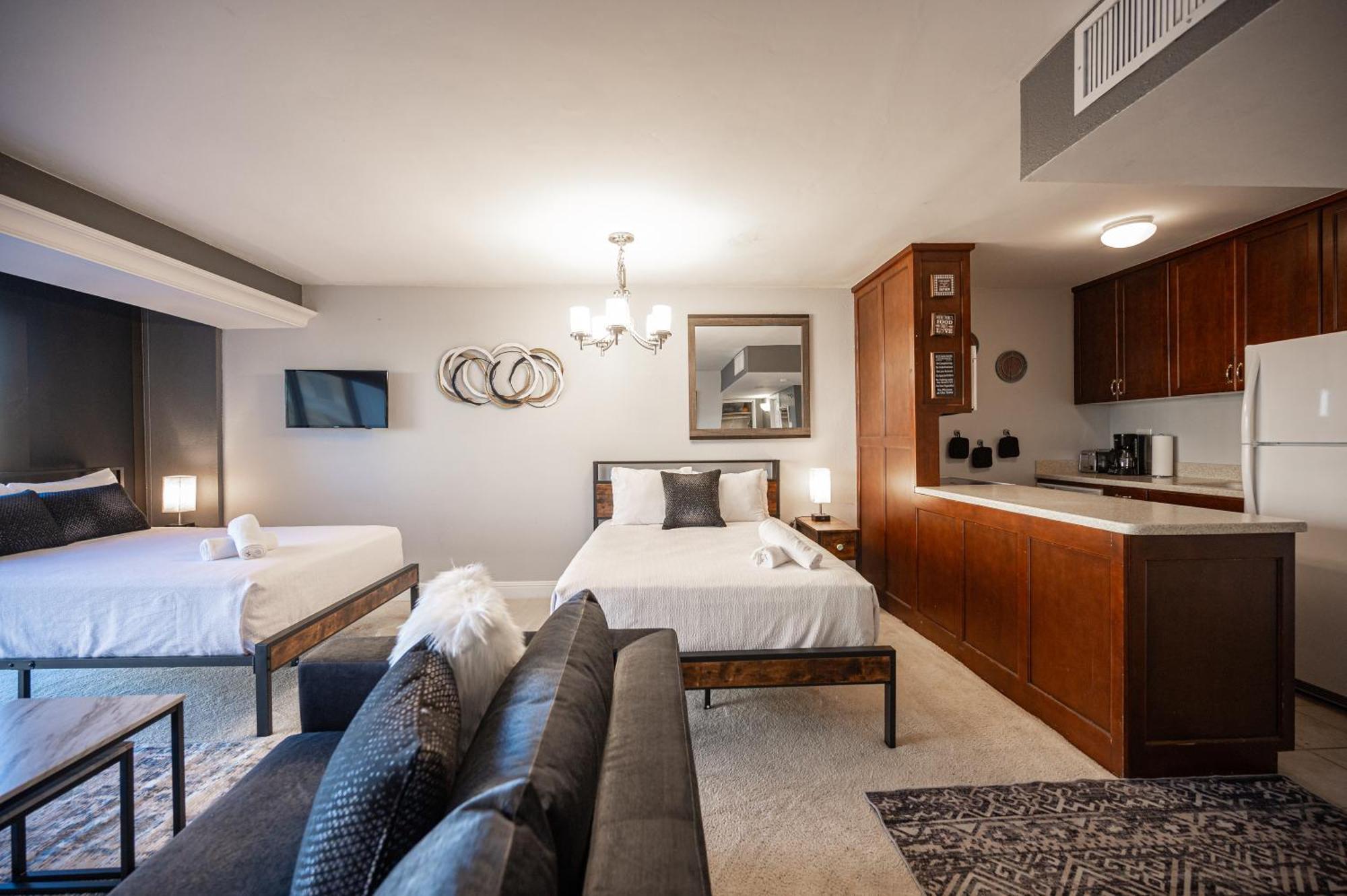 Iconic Vegas Views - 6 Comfy Beds, No Resort Fees, Center Strip! Las Vegas Exterior foto